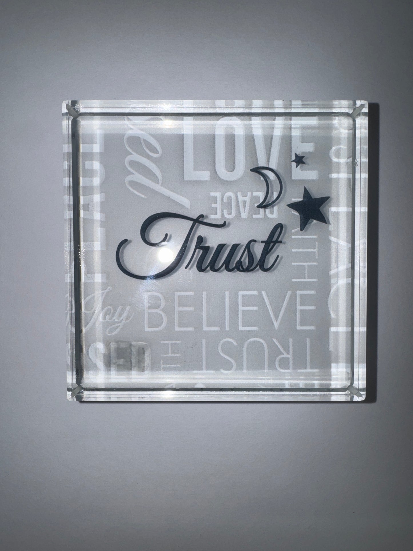 11265 Glass Plaque Trust