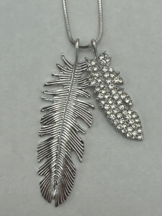 Necklace Double Feather
