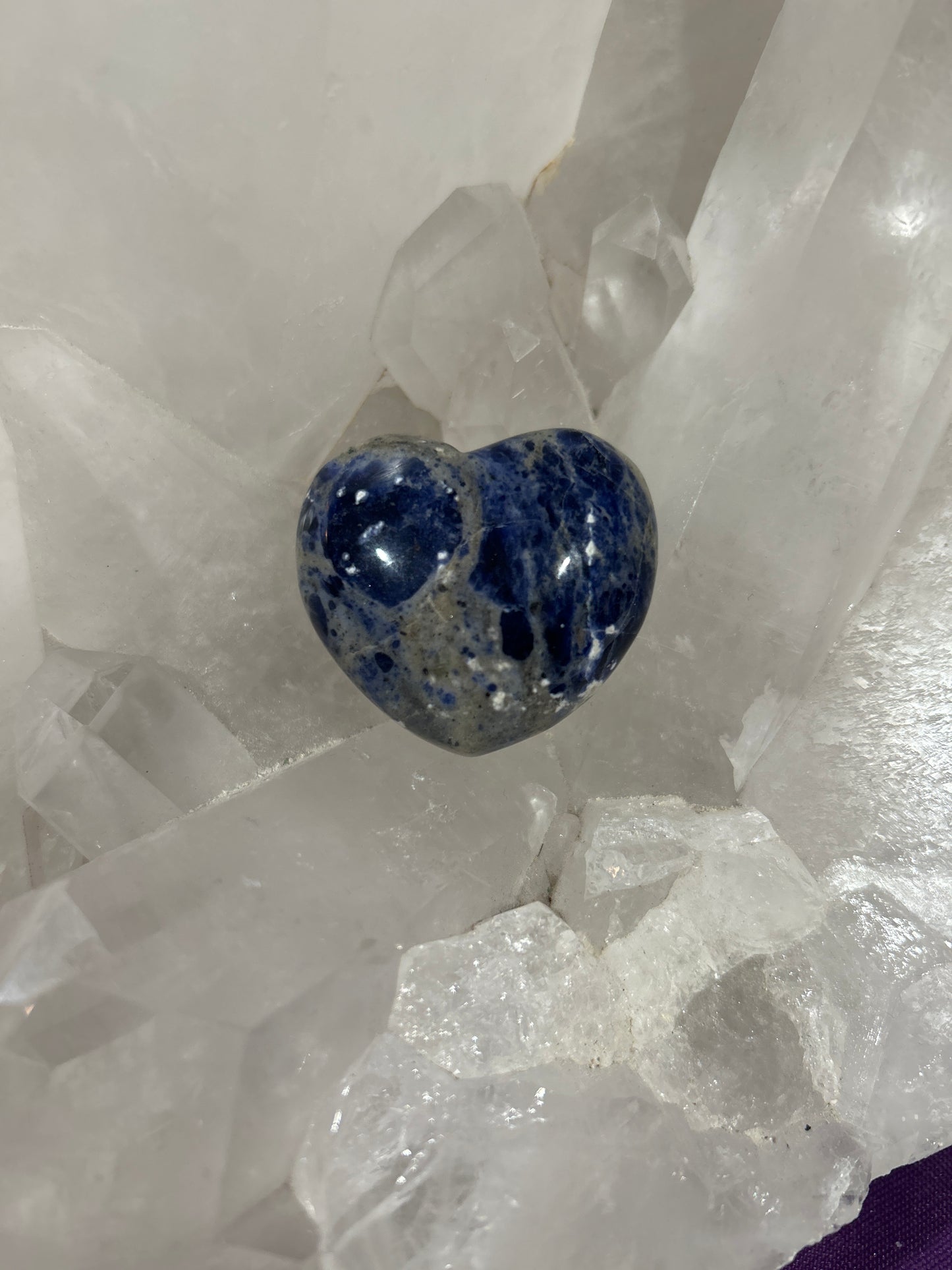 VHSD45 Heart Puffed Sodalite 45mm